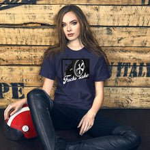 Cargar imagen en el visor de la galería, Porsche 'Fuchs Sake' - T-Shirt - Fueled.art