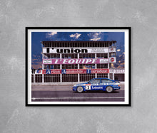 Load image into Gallery viewer, Tim Harvey 1990 Ford Sierra RS500 Cosworth BTCC Print - Fueled.art
