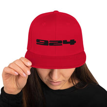 Lade das Bild in den Galerie-Viewer, Porsche 924 - Embroidered Logo - Red Snapback Hat - Fueled.art

